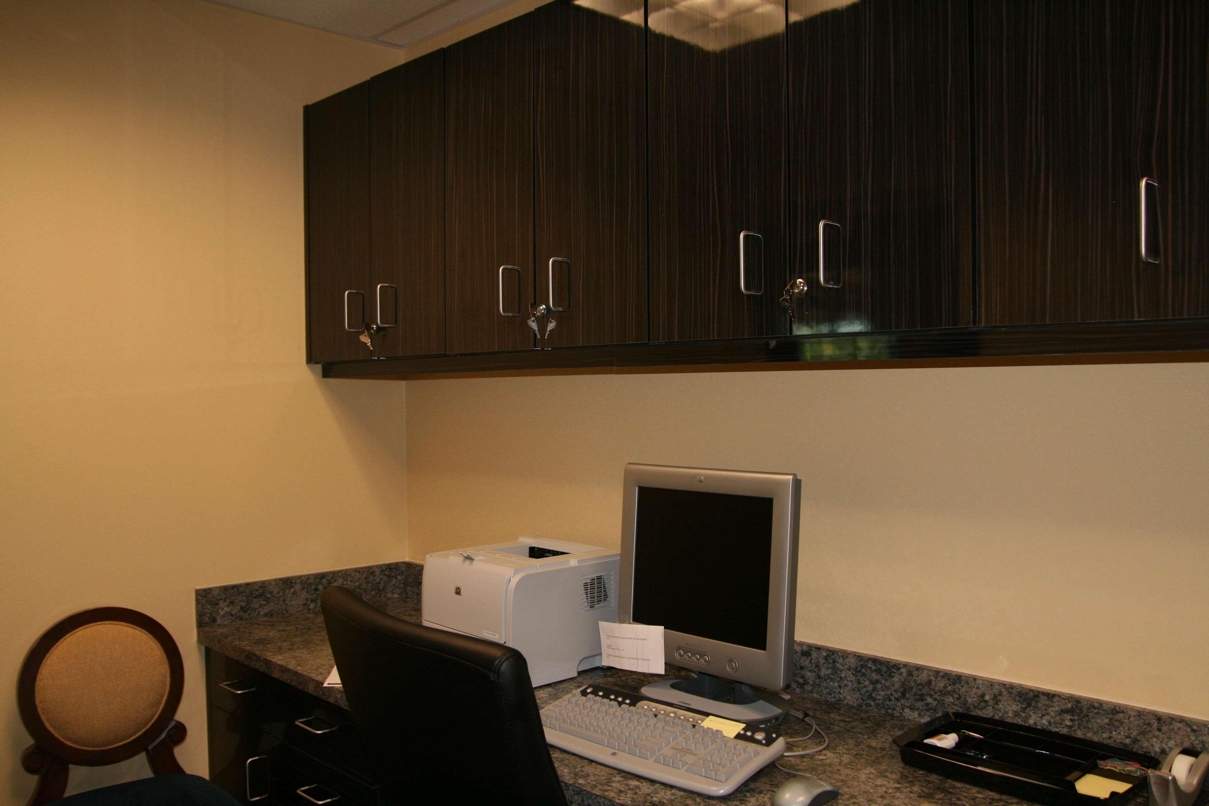 Hampton Inn & Suites МакАлестър Екстериор снимка